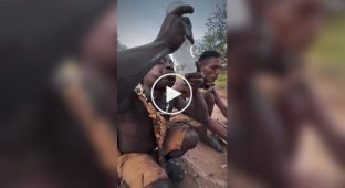 Члены африканского племени впервые пробуют лед