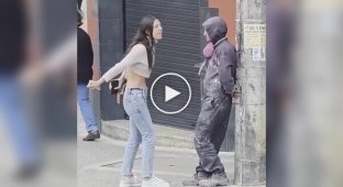 Емоції проти терпіння: забавна сцена на вулиці