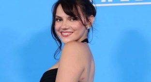 Everyone is crazy about the beauty of 20-year-old Dafne Keen (5 photos)