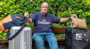 69-летний вдовец нашел новую "любовь" и стал бездомным без копейки за душой (3 фото)