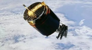 История одного из самых пугающих снимков НАСА (3 фото + 1 видео)