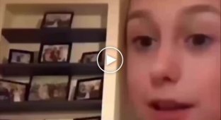 Папуга-стоматолог: птах сам вирвав дитині молочний зуб