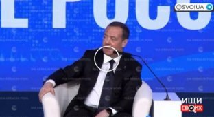 Медведев предложил гражданам россии ездить не в Европу, а в Африку