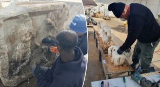Археологи обнаружили древний саркофаг с изображением выпивающего Геркулеса (10 фото)