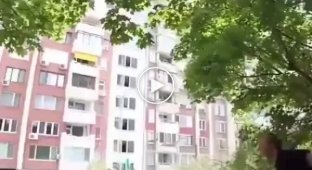 Травма левой нижней конечности у прыгуна