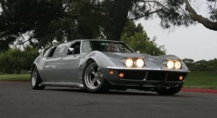 Лимузин на базе старого Corvette хотят продать за 98 тысяч долларов (19 фото)