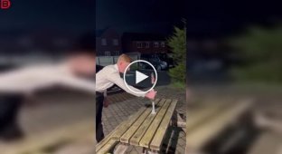 Как не надо запускать фейерверк