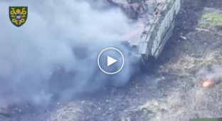 Ukrainian kamikaze drones attack Russian armored vehicles and infantry in the Avdeevsky direction