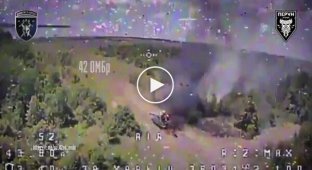 Украинские защитники уничтожили танк оккупантов на территории России