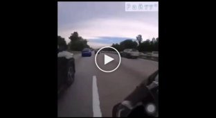 A Chinese man, while filming a spectacular race, was suddenly caught in the frame without a motorcycle