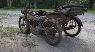 Harley Davidson 1916 года - мотоцикл управляемый из коляски (5 фото + 1 видео)