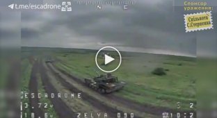 Уничтожение танка с помощью дрона камикадзе