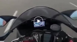 A driver who really doesn't like motorcyclists