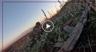 Video from the camera of fighters of the assault regiment “Lugansk-1” who are fighting for our freedom