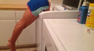 20 Photos Capturing the Daily Struggles of Short People Living in a World Built for Giants (21 photos)