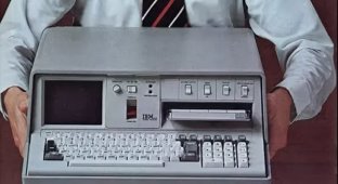 John Titor, the Haber family, and the IBM 5100: how to monetize a time machine (2 photos)