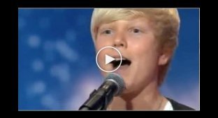 14 летний мальчик на шоу талантов. Австралия