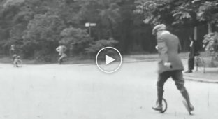 What were roller skates like in 1923