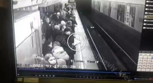 Несчастный случай в киевском метро