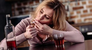 Врачебные откровения: с каких видов спиртного начинается женский алкоголизм (2 фото)