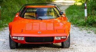 Легенда ралли: восстановленный Lancia Stratos HF Stradale может быть продан на аукционе за 700 000 долларов (29 фото)