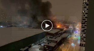 A special car plant is on fire in Moscow