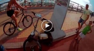 Лобовое столкновение на велодорожке