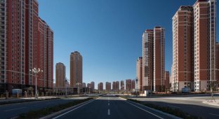 Ордос – китайский «город будущего», который превратился в крупнейший город-призрак (23 фото)