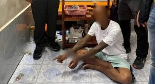 Буддийский монах застрелил другого монаха из-за музыки (3 фото)