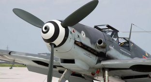 Боевые самолёты. Такой странный «Messerschmitt» Bf 109 (24 фото)