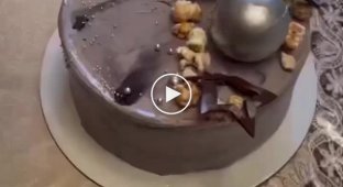 Как правильно разрезать торт