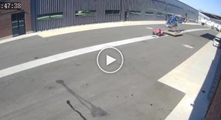 A helicopter crash due to inattention