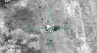 A drone drops a TM-62 anti-tank mine on the heads of Russian attack aircraft