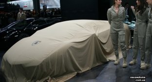 Премьера Lamborghini Reventon на Франкфуртском автосалоне (17 фото)
