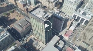 Demolition of a 108-meter building in the center of Johannesburg