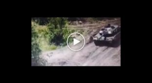 Ukrainian tank Leopard 2A6 operates in the Zaporozhye direction