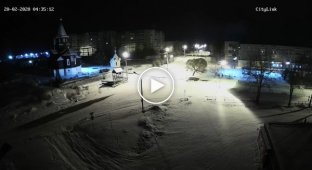 Момент падения метеорита в Карелии засняли на видео