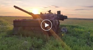 Destroyed Ukrainian "Leopard 2A4", abandoned during the June battles in the Robotino region of Zaporozhye