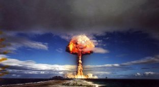 Сила ядерного взрыва (4 фото + 1 гифка)