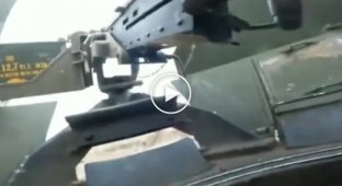Штурм російських позицій на Запорізькому напрямку від першої особи українського кулеметника БТР М113