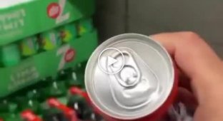 The guy decided to conduct an experiment and found out why it is dangerous to drink drinks from cans
