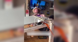 Nothing unusual, just a vibrator race in one of the bars in New York