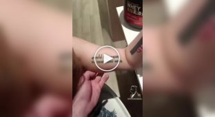 Хотела мотивационную тату — получила ошибку переводчика