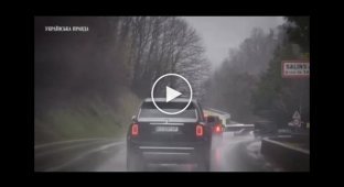Ukrainian Rolls-Royce seen in French Courchevel