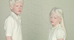 Не такие как все: люди-альбиносы (16 фото)