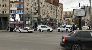 В Ростове-на-Дону следователь взял свою жену в заложники (2 фото + видео)
