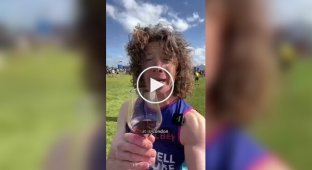 Marathon sommelier ran 42 kilometers and drank 25 glasses of wine