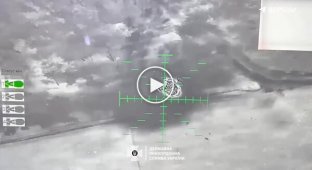 Border guards used drone drops to destroy a Russian T-72 tank in the Bakhmut direction