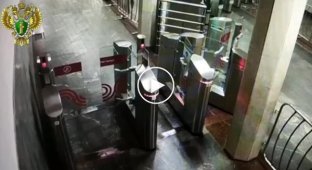 An angry man knocked out the glass door of the turnstile