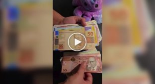 The most beautiful banknotes in the world.